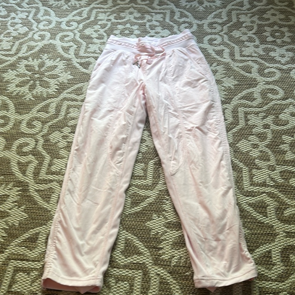 EUC Lululemon Pink Joggers Sz 0